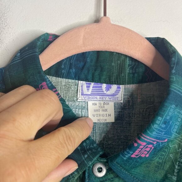 Virgin Key West Vintage Mens Shirt Size Medium Green Button Down Handmade - Picture 8 of 8